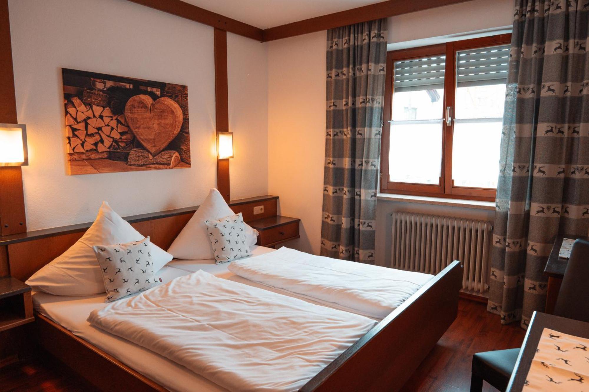 Postwirt - Gaestehaus Kipfenberg Buitenkant foto