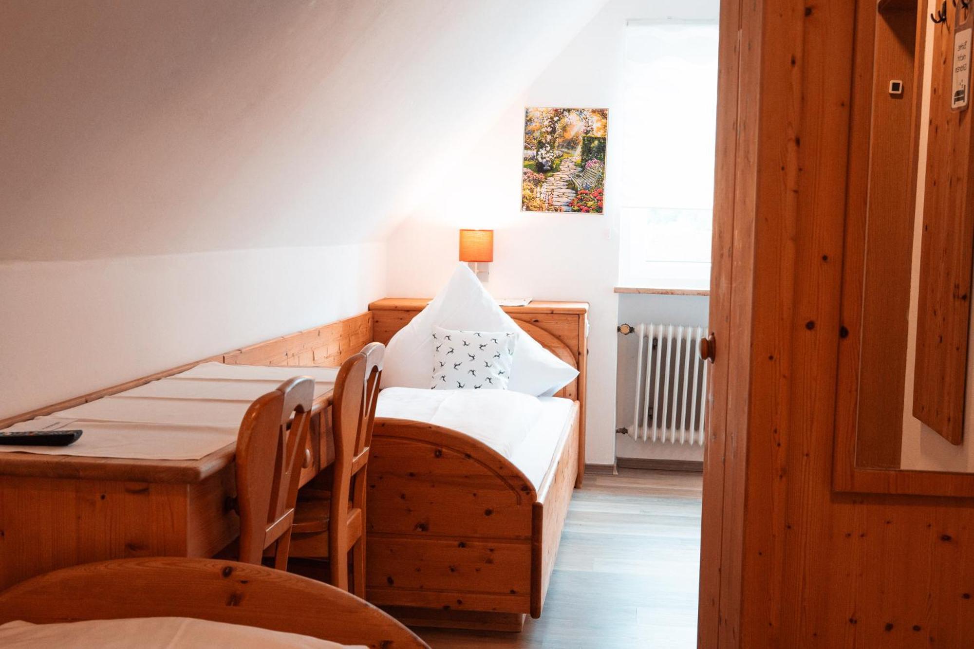 Postwirt - Gaestehaus Kipfenberg Buitenkant foto