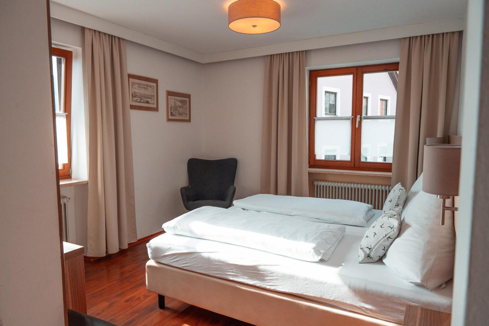 Postwirt - Gaestehaus Kipfenberg Buitenkant foto